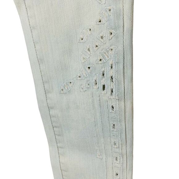 BLANK NYC Skinny Classique Eyelet Acid Wash Jeans size 10 - Picture 7 of 10